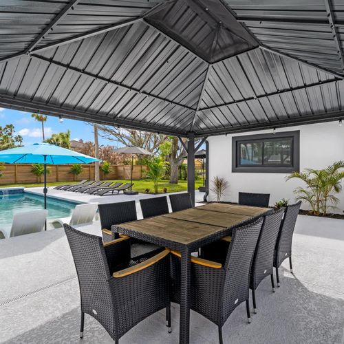 Large Patio Set out Back