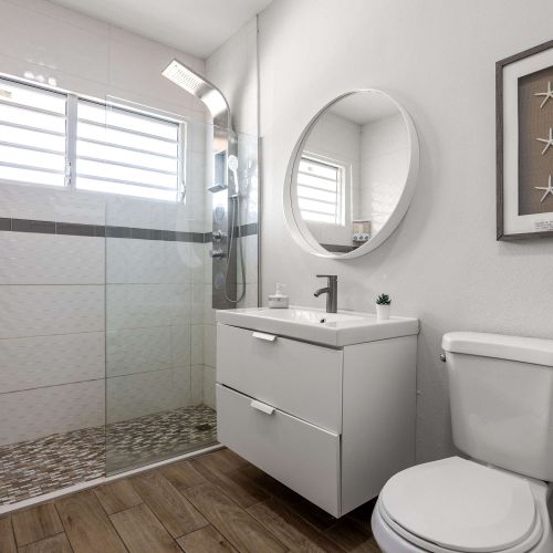 Modern bSpa-like bathroom, recharge and refreshedroom, clean, chic design