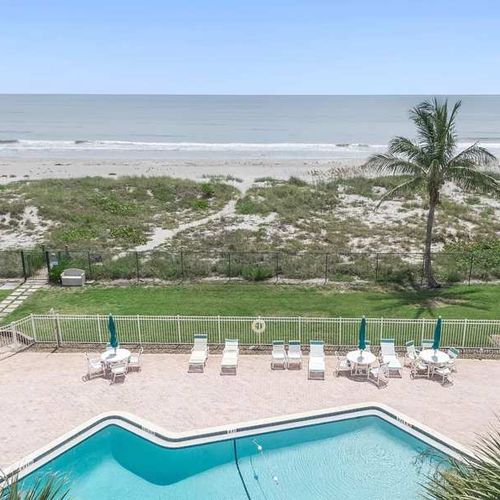 Community Pool and Beach Access