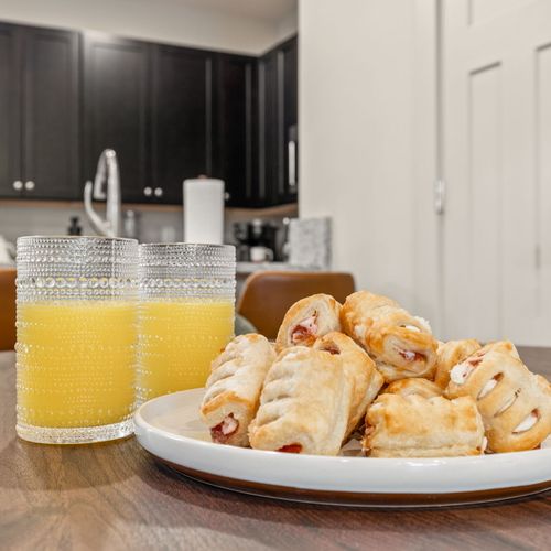 Morning made easy, coffee, pastries, and a kitchen that’s ready for it all. *pastries and orange juice not provided*