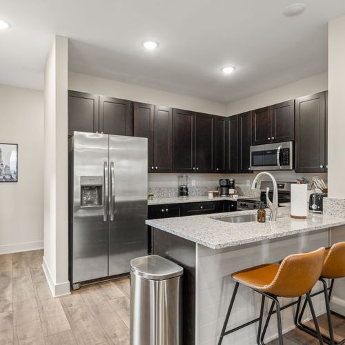 Morning made easy, coffee, pastries, and a kitchen that’s ready for it all.