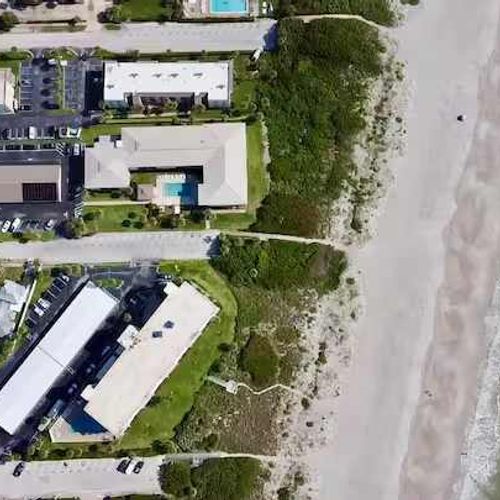 How close the beach is to the unit