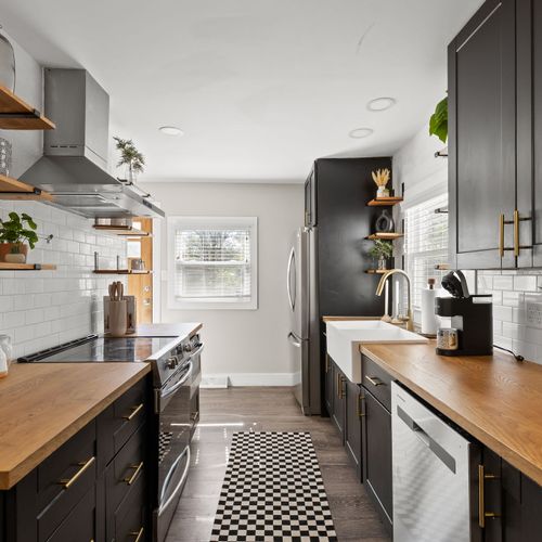 Whip up your meals in style and with plenty of counterspace!