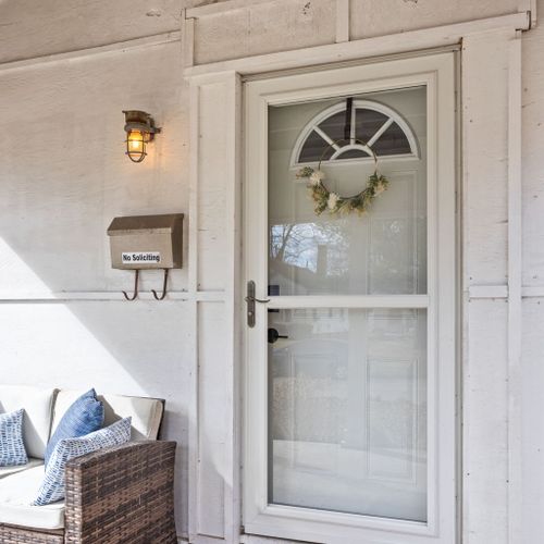 Step inside through our charming front entrance with smart lock access for seamless self check-in!