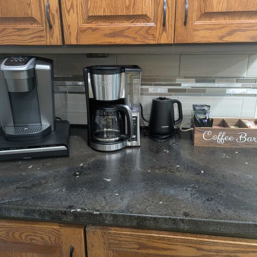 Coffee bar with drip and Keurig!