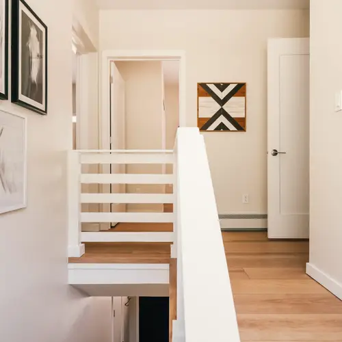 2nd floor landing