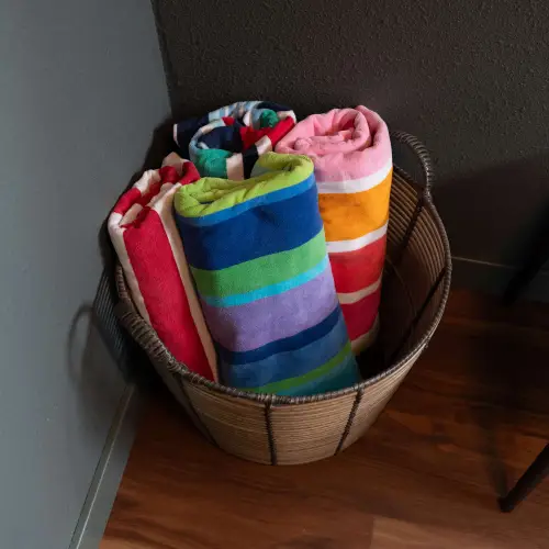 Fresh and soft towels make settling in a little easier.