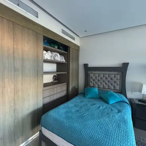 Bedroom 2: double bed and bunk bed for kids