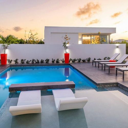 Large room beside the pool