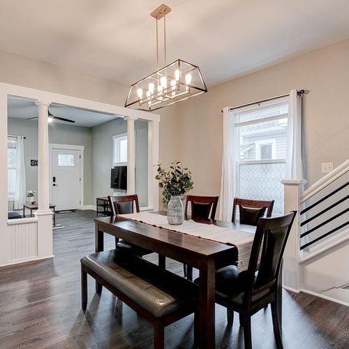 Dining room and living room space to enjoy with your company.