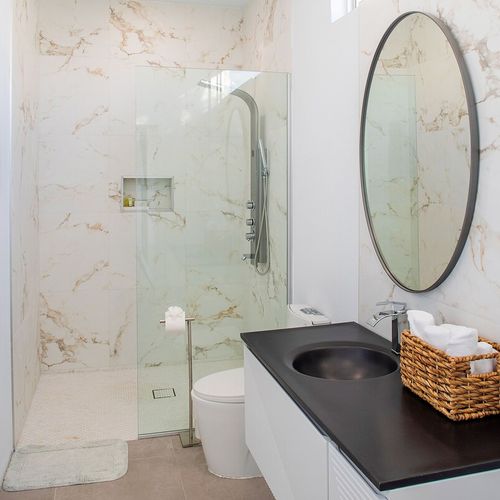 1st floor bathroom
