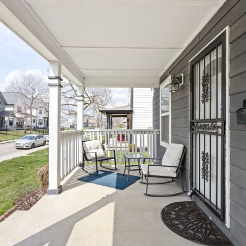 Step outside and seize the opportunity to unwind in our comfortable chairs, where you can enjoy the invigorating embrace of fresh air.