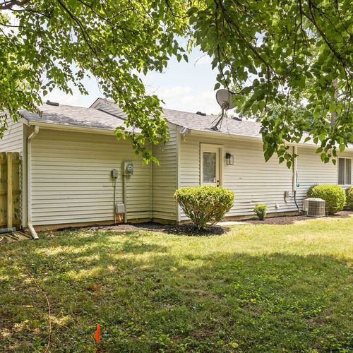 Whether it's lounging, playing games, or simply soaking in the surroundings, enjoy and have a refreshing time in our clean and beautiful backyard