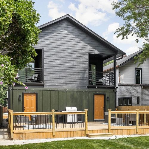 Step outside to our enchanting backyard – a space you'll absolutely love. Fenced for your privacy, it's the perfect spot to have a seat, unwind, and relish in the invigorating freshness of the air.