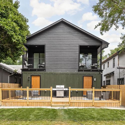 Step outside to our enchanting backyard – a space you'll absolutely love. Fenced for your privacy, it's the perfect spot to have a seat, unwind, and relish in the invigorating freshness of the air.