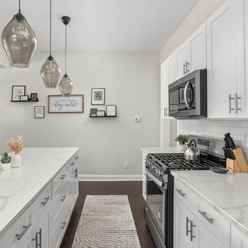 Strikingly elegant kitchen, fully equipped to meet all your culinary needs. We've ensured that every essential item is at your fingertips for a seamless and enjoyable cooking experience.
