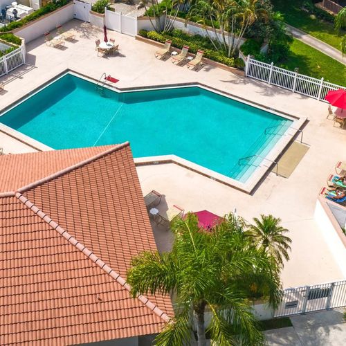 Pool is only 100 yards away