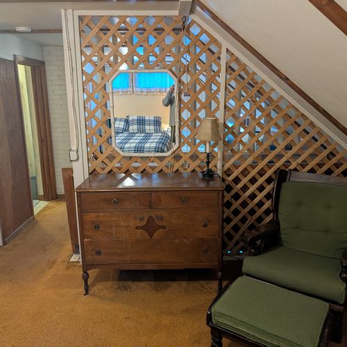 LOFT (SECOND FLOOR):  The home has a large upstairs open loft area that includes 3 full-size beds and a twin bed, thus sleeping up to 7 people in the loft area.
