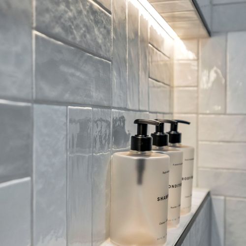 Freshen up w/ shampoo, conditioner & body wash ready & waiting in the shower