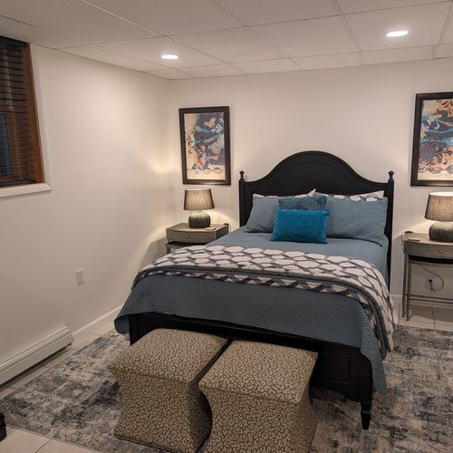THE BIRCHES BY THE LAKE: Bedroom #1 (first floor)