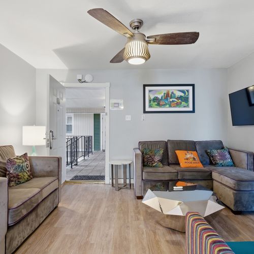 Comfortable living area w/ a smart TV & cozy seating to unwind after a day out.