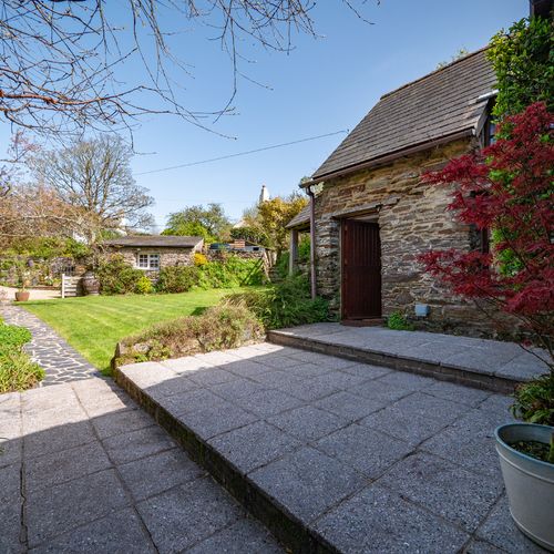 83931573 d802 417c 9013 d5d5a841925a homerunner