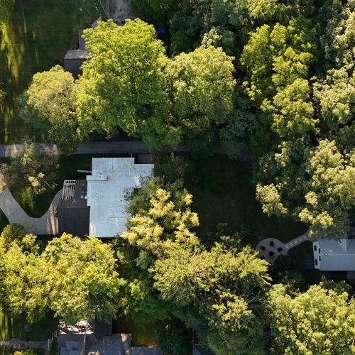OVERVIEW:  Aerial photo showing The Birches by the Lake on the left of the photo and Deer Run at the right of the photo.  (Note that they share the same driveway.)