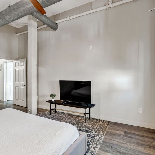 Bonus room with a TV for movie nights