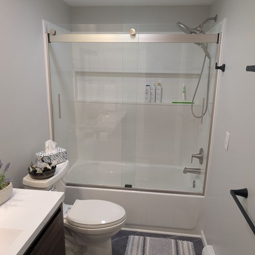 BATHROOM #2 (SECOND FLOOR):  Full bathroom on the second floor with a combination tub and shower.