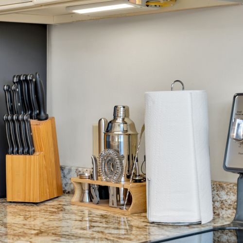 Knife block and cocktail shaker for nights in