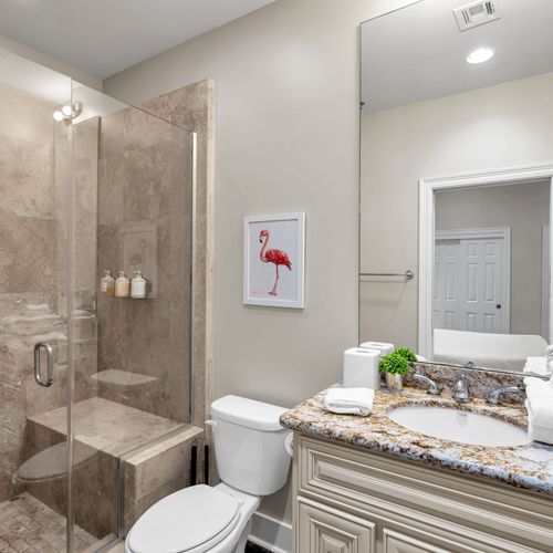Flamingo art for a playful bath moment