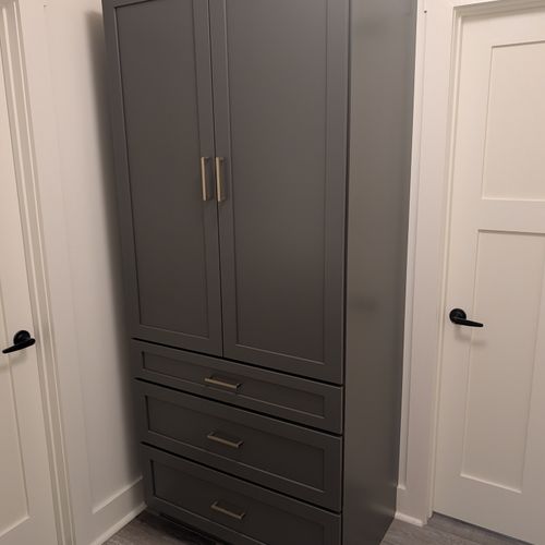 FOYER (SECOND FLOOR):  At the top of the stairs there is a foyer outside of the two bedrooms, which provides additional storage space for belongings.