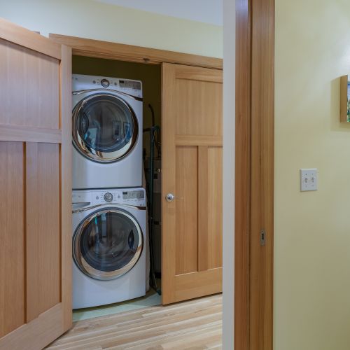 A full-size washer and dryer are available for your convenience, along with complimentary laundry detergent to help keep clothes, towels, and gear fresh during your stay.