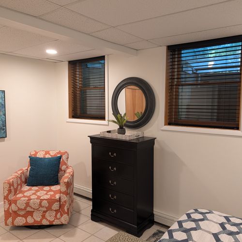 THE BIRCHES BY THE LAKE: Bedroom #1 (first floor)