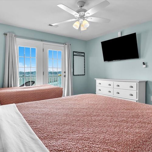 Second Floor Bedroom with Queen and Twin. Balcony View & Ensuite