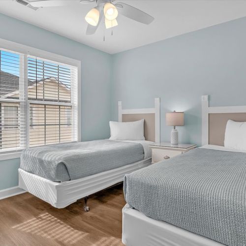 3rd Floor Bedroom with 2 Twin Beds