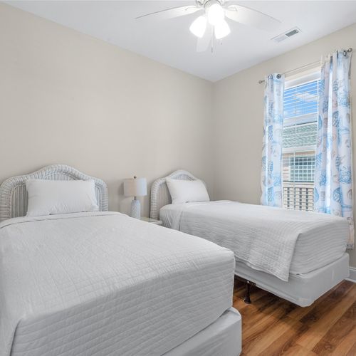 1st Floor Bedroom with 2 twin beds, shared bathroom
