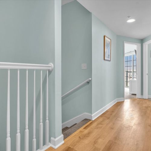 Hall view to bedrooms