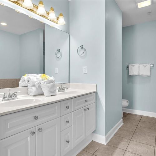 Over Spacious Full Bath