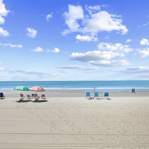 Spacious Sandy Beach Area