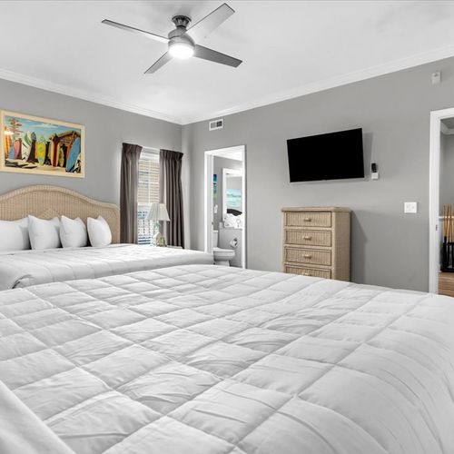 Bedroom 3 on second floor with 1 king and 1 queen