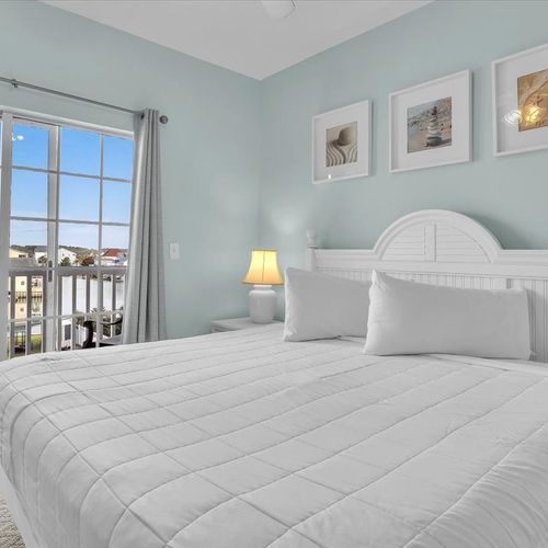 King bed and balcony view