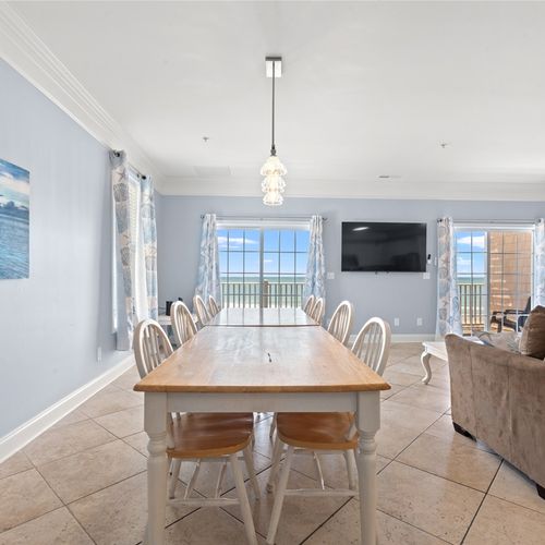 Dining room area open to the living room
