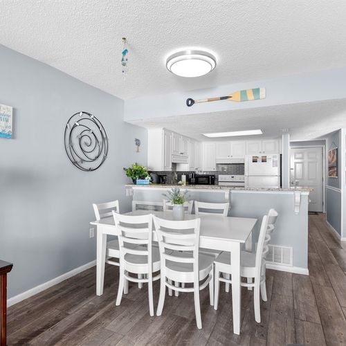 Dining Room Table Seats 6