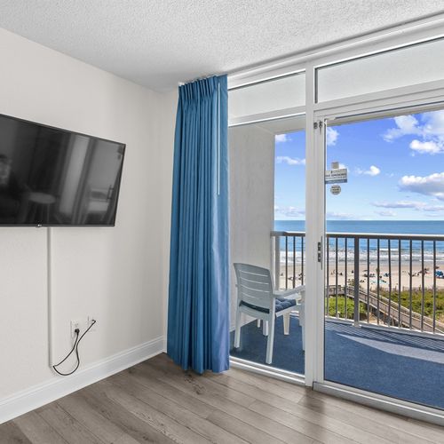 Watch TV and the Ocean