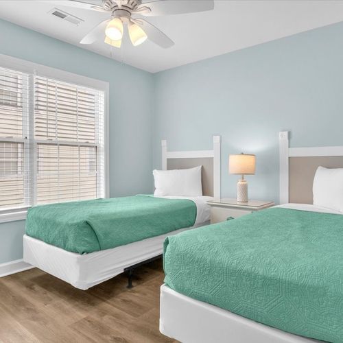 2nd Floor Bedroom with 2 Twin Beds