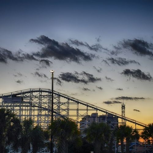 Lots of Local Food and Attractions Nearby!