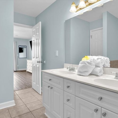 Spacious Bathroom Countertop