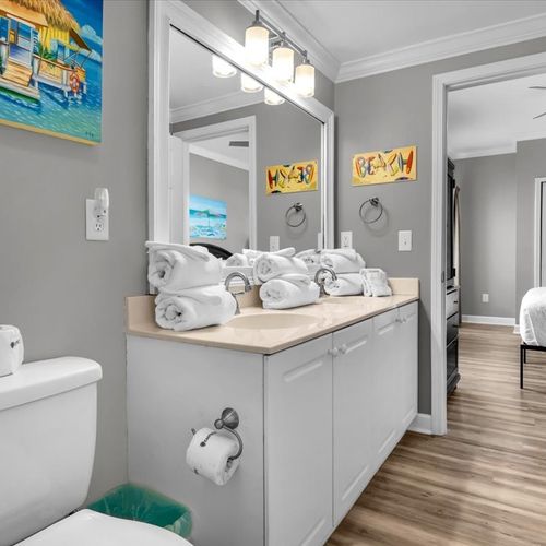 Second floor ensuite bathroom