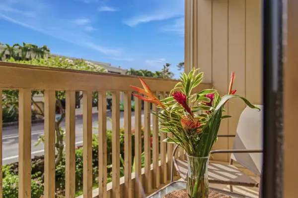 Enjoy Fresh Island Breezes from the Lanai